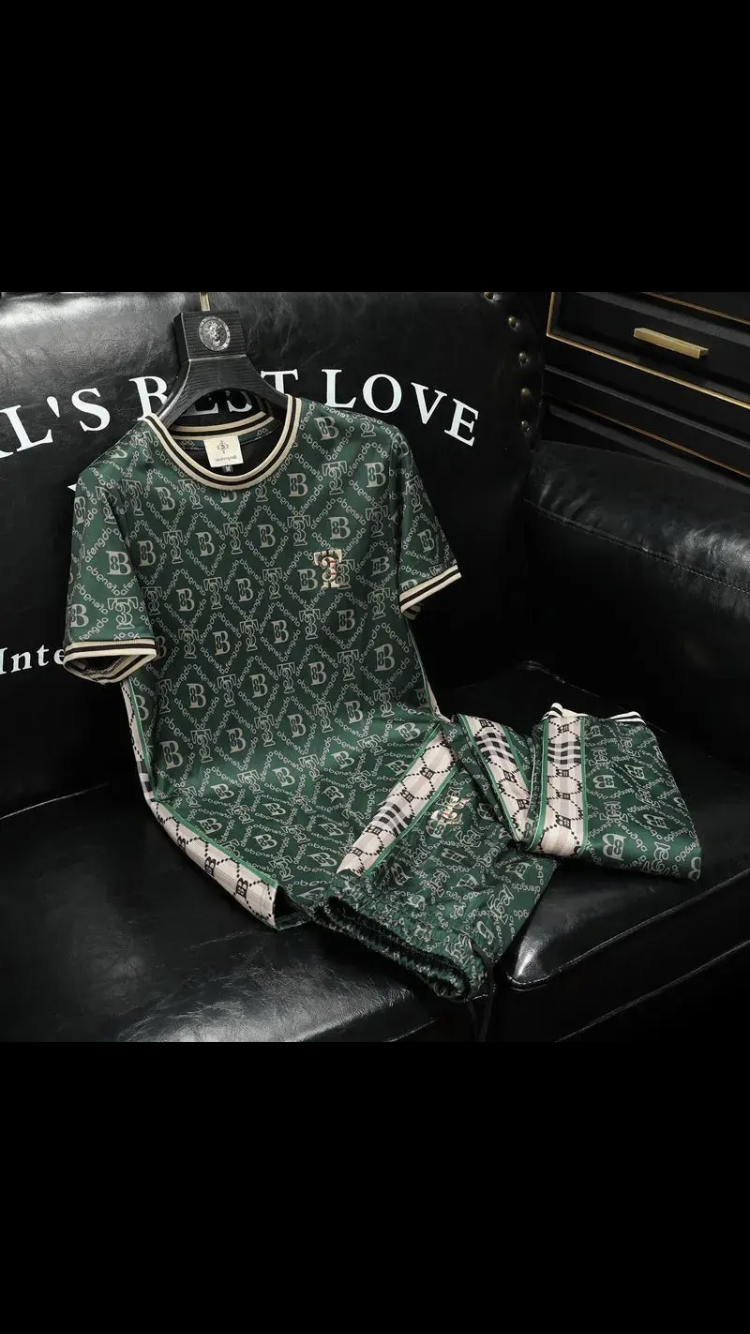 Ensemble de été c de marque chic pantalon 👖 survêtement plus t-shirt 👕