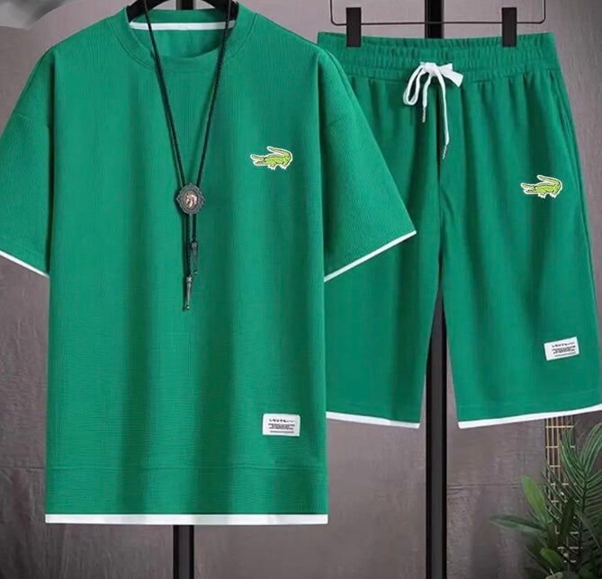 Ensemble de été Lacoste 4 défirent